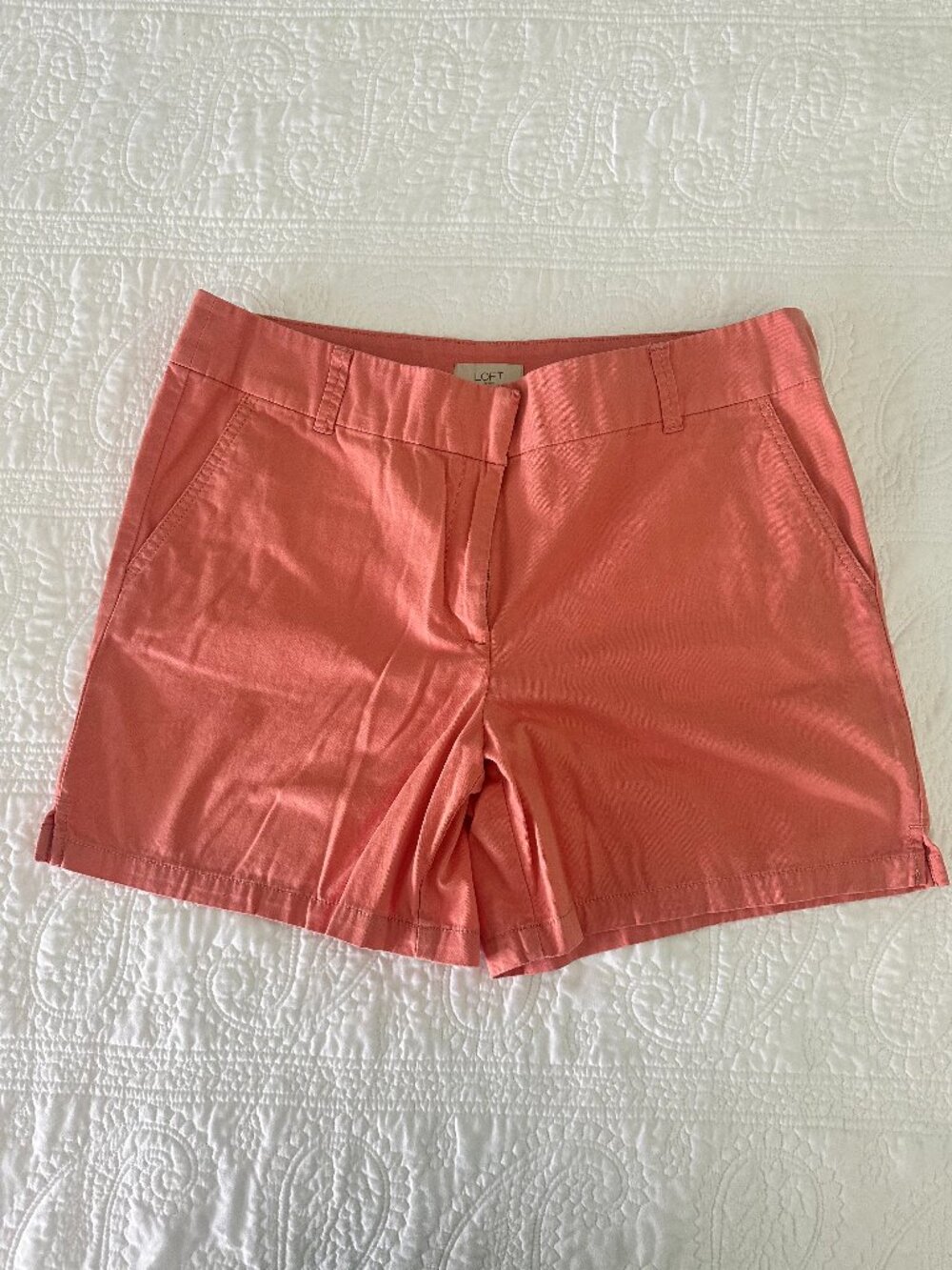 LOFT Outlet 6" Classic Shorts – Coral – Size 12